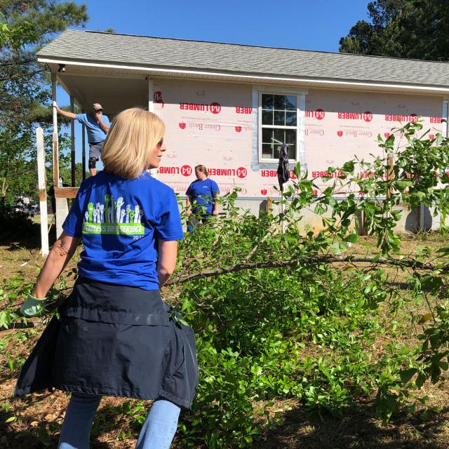 BlueCross employee volunteer